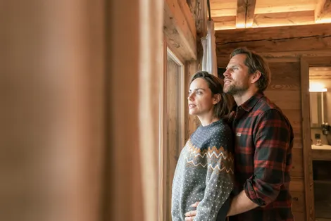 Paar in der Schönwieshütte